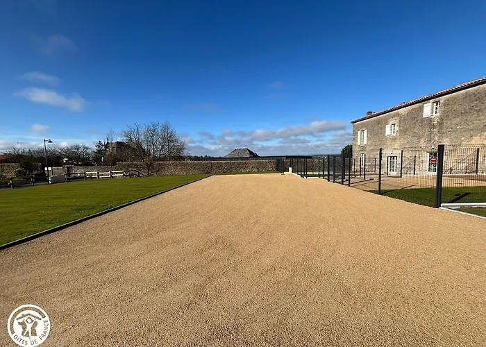 Proche Puy Du Fou Avec Parking - Fr-1-426-604 * La Gaubretiere